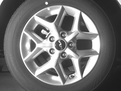 Used 2025 Kia Soul LX w/ LX Technology Package FWD image 18