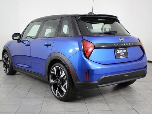 New 2026 MINI Cooper S image 3