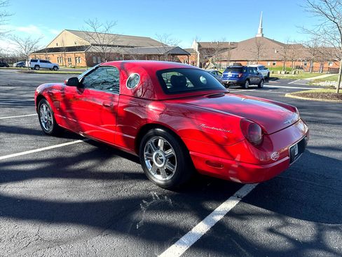 Used 2004 Ford Thunderbird image 32