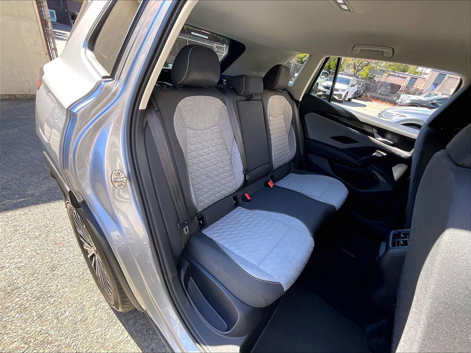 Certified 2025 Volkswagen Tiguan S FWD image 25