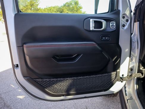 Used 2024 Jeep Wrangler Unlimited Rubicon 392 image 19