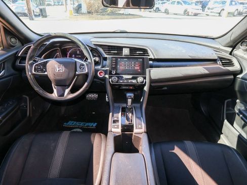 Used 2020 Honda Civic Sport image 15