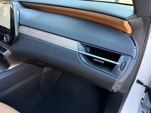 Used 2023 Lexus RX 350h image 14