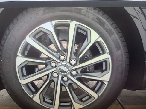 Used 2024 Cadillac Lyriq Sport AWD/4WD image 11