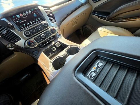 Used 2017 Chevrolet Tahoe LT w/ LT Signature Package AWD/4WD image 35