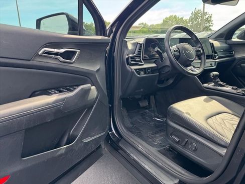 Certified 2025 Kia Sportage X-Line AWD/4WD image 13