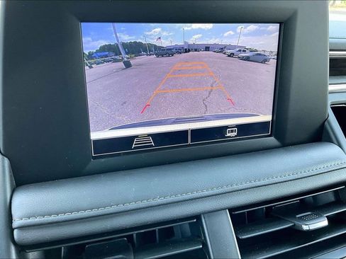 Used 2024 Chevrolet Tahoe LS RWD image 21
