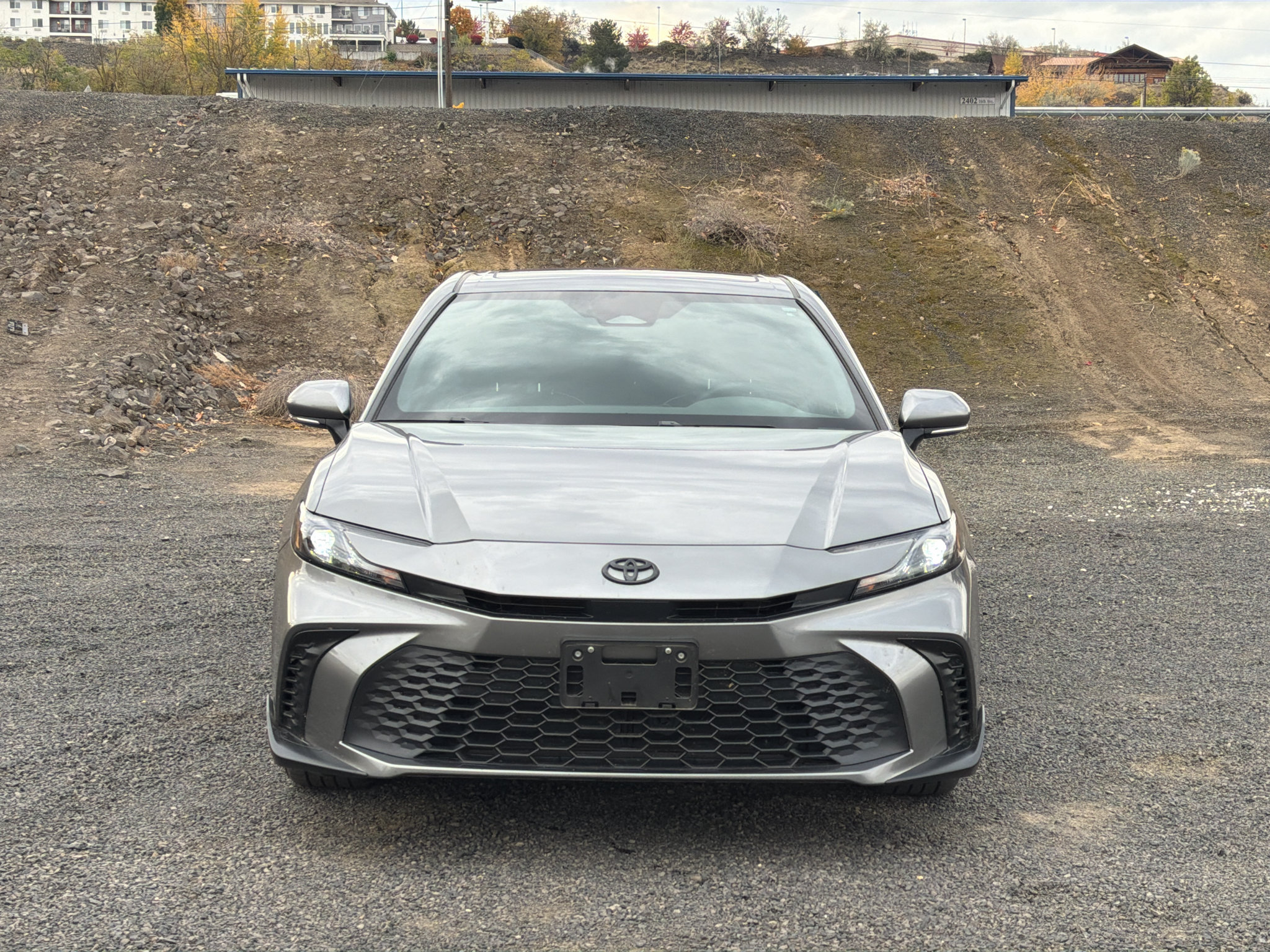 Used 2026 Toyota Camry SE w/ Convenience Package AWD/4WD image 2