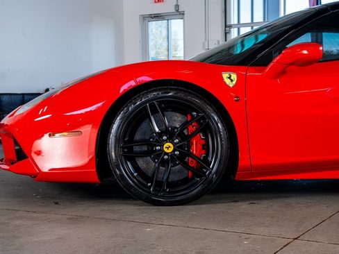 Used 2016 Ferrari 488 Spider image 10