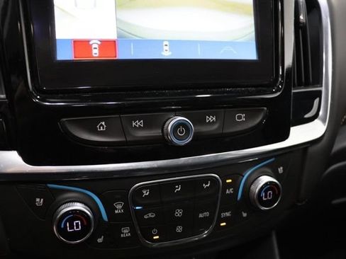Used 2018 Chevrolet Traverse Premier w/ Redline Edition FWD image 29