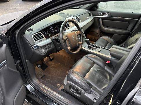 Used 2011 Lincoln MKS AWD w/ 201A Rapid Spec Order Code image 23