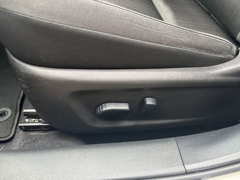 Used 2025 Nissan Altima 2.5 SV FWD image 22