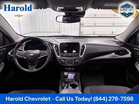 Used 2025 Chevrolet Malibu LT FWD image 13