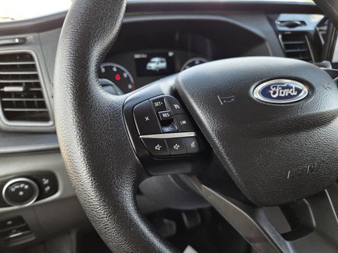 Used 2024 Ford Transit 350 XLT image 31