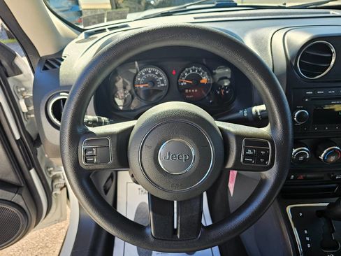Used 2014 Jeep Patriot Sport w/ Power Value Group image 12