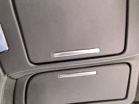 Used 2025 INFINITI QX80 Sensory image 17