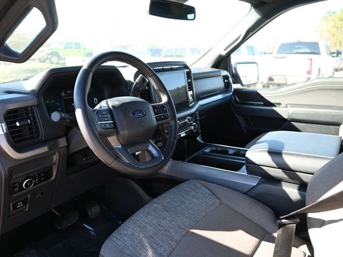 Used 2024 Ford F150 XLT w/ Mobile Office Package image 9