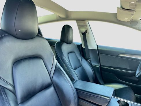 Used 2023 Tesla Model 3 Standard Range RWD image 28