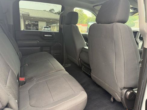 Used 2021 Chevrolet Silverado 2500 Custom w/ Custom Value Package AWD/4WD image 15