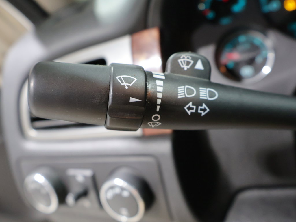 Used 2007 Chevrolet Avalanche LT w/ LT Preferred Equipment Group AWD/4WD image 31