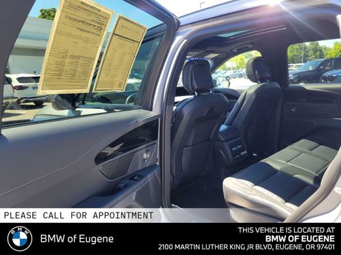 Used 2024 Lincoln Nautilus Reserve w/ Equipment Group 202A AWD/4WD image 16