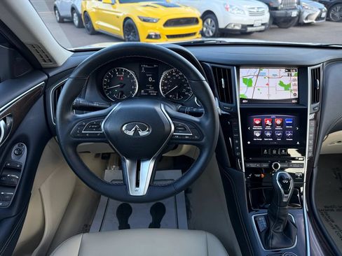 Used 2019 INFINITI Q50 Luxe w/ Essential Package (3.0T Luxe) AWD/4WD image 27