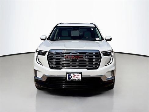 Used 2024 GMC Acadia Denali image 3
