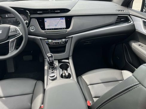 New 2025 Cadillac XT5 Premium Luxury image 14