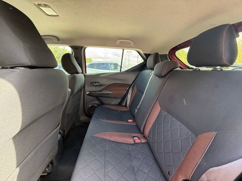 Used 2019 Nissan Kicks SR w/ Exterior Electronics Package image 15