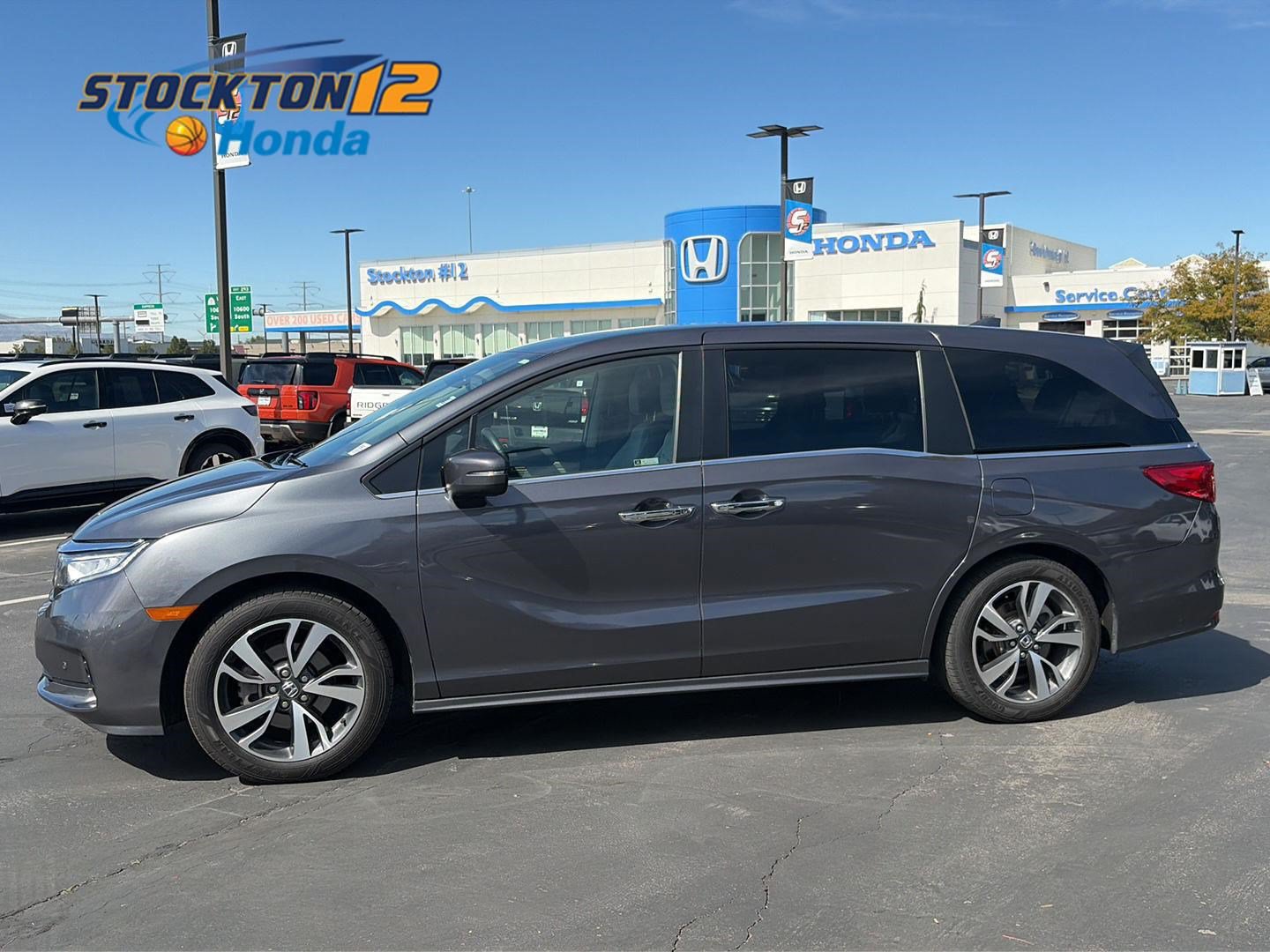 Certified 2023 Honda Odyssey Touring image 1