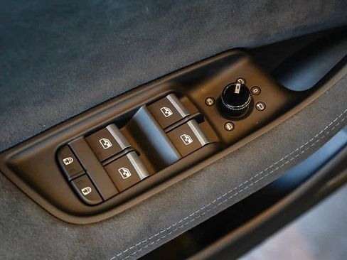 New 2026 Audi RS Q8 performance image 23