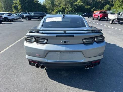 Used 2023 Chevrolet Camaro SS RWD image 4