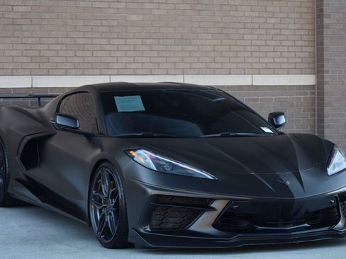 Used 2021 Chevrolet Corvette Stingray Preferred Cpe w/ Z51 Performance Package RWD image 7