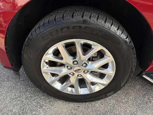 Used 2021 Ford Expedition XLT image 48