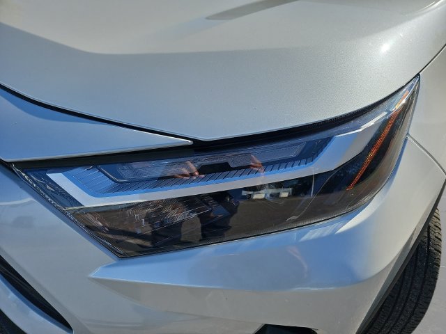 Used 2022 Toyota RAV4 XLE Premium AWD/4WD image 34
