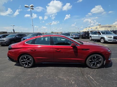 Used 2024 Hyundai Sonata SEL FWD image 7