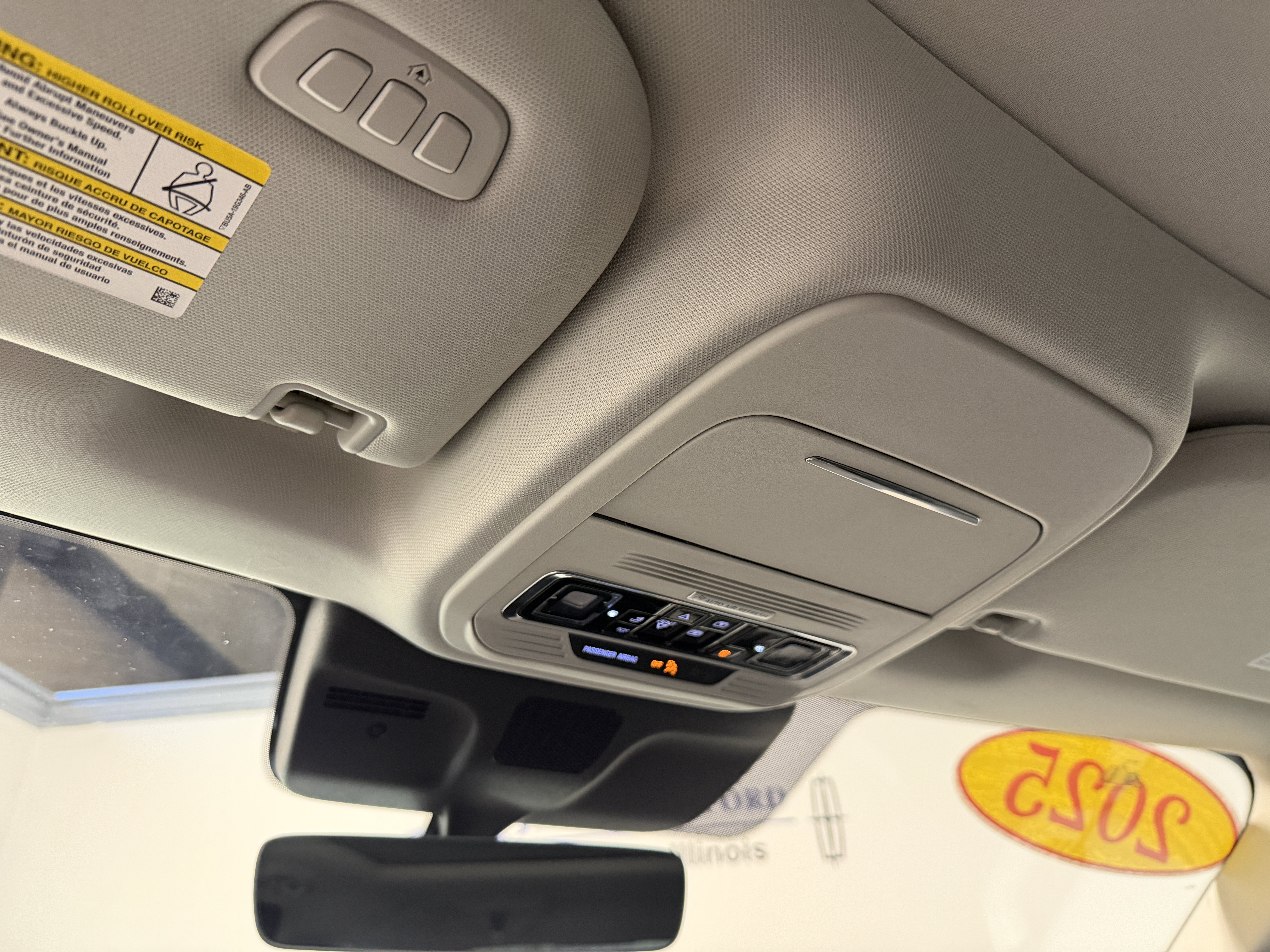 Used 2025 Lincoln Navigator L Reserve AWD/4WD image 6