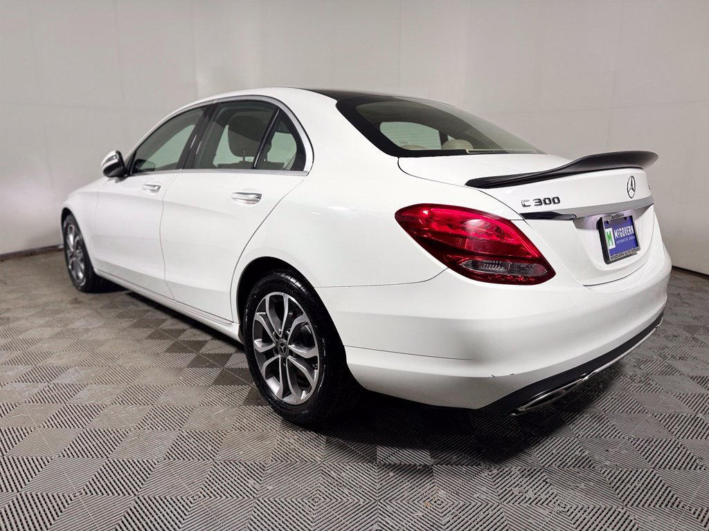 Used 2017 Mercedes-Benz C 300 4MATIC Sedan image 4