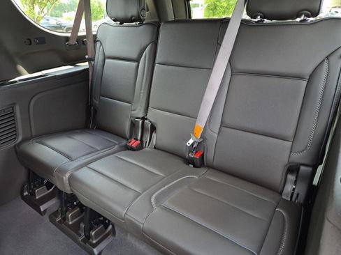 Certified 2024 GMC Yukon XL Denali AWD/4WD image 16
