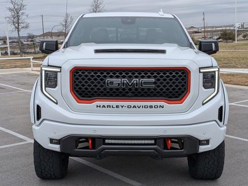 Used 2022 GMC Sierra 1500 AT4 w/ AT4 Premium Package image 2