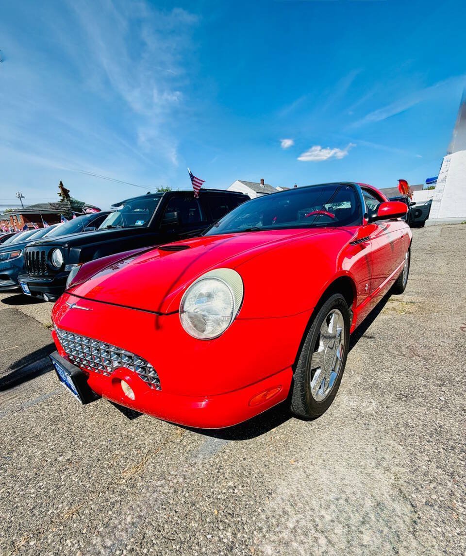 Used 2002 Ford Thunderbird RWD image 2