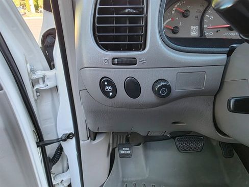 Used 2001 Toyota Sequoia Limited image 50