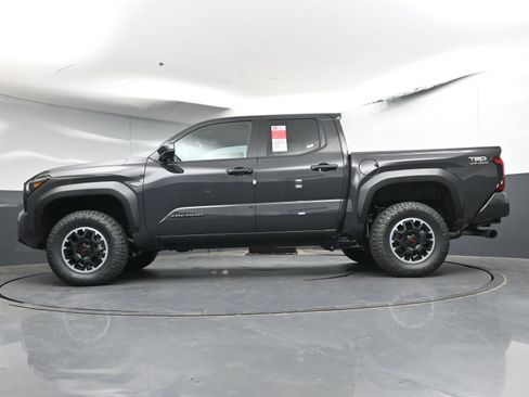 New 2026 Toyota Tacoma TRD Off-Road AWD/4WD image 26