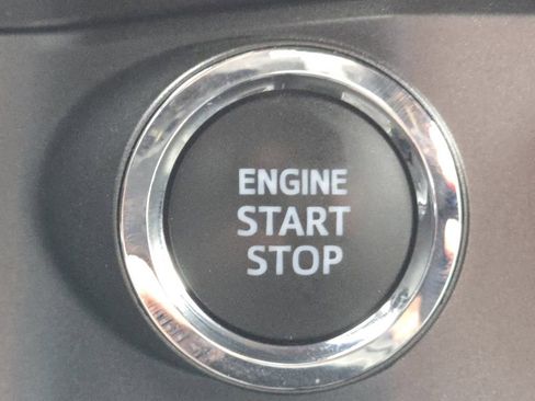 Used 2023 Toyota Tacoma TRD Off-Road image 31