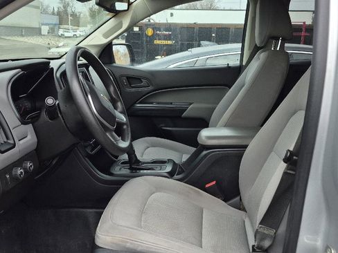 Used 2018 Chevrolet Colorado W/T image 5