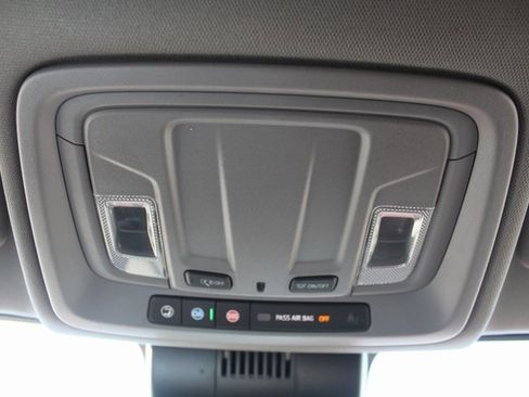 Used 2022 GMC Sierra 1500 Elevation w/ X31 Off-Road Package image 29