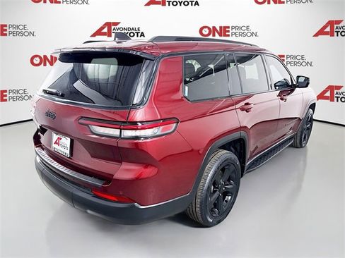 Used 2023 Jeep Grand Cherokee L Laredo image 7