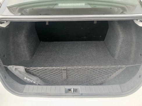 Used 2025 Nissan Versa S w/ Trunk Package FWD image 16