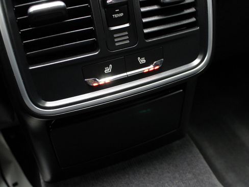 Used 2017 Porsche Macan S image 40