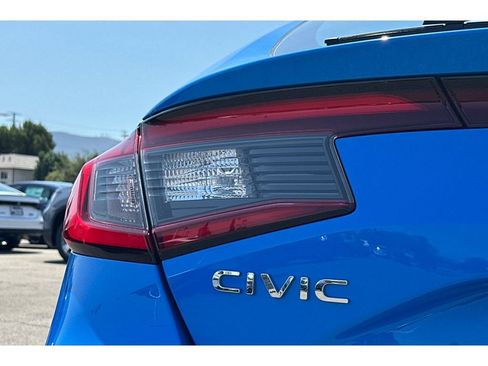 Used 2023 Honda Civic Sport image 42